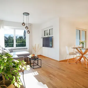 Apartment Voyage Stadtoase Am Fluss I Zentral I Freier Parkplatz I Wifi I Netflix I Aufzug, Kempten (Allgäu)